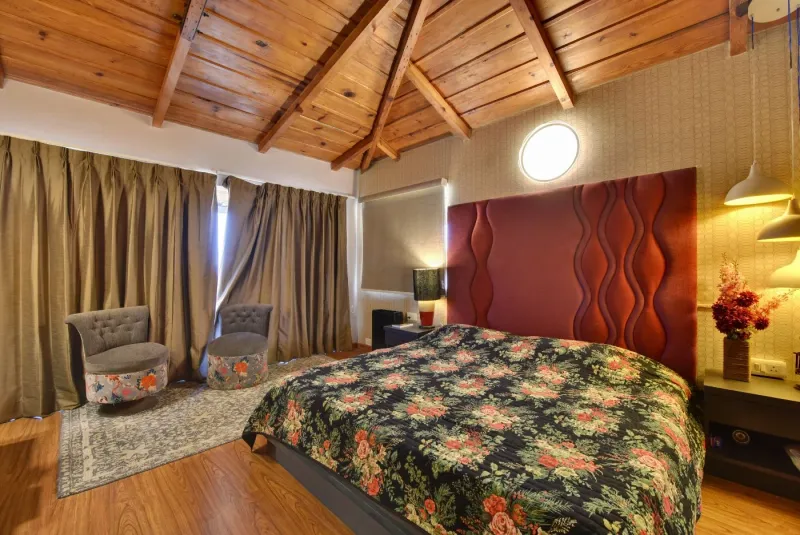 Luxe 4BHK Himalayan Range View - Madalsa Home